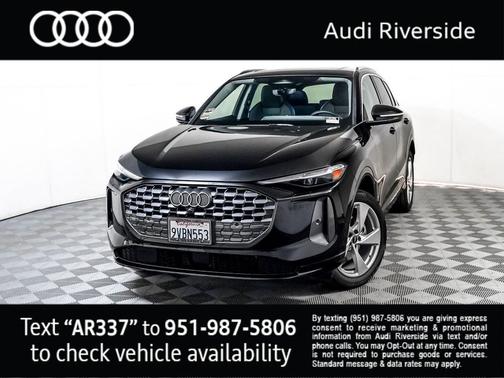 Mythos Black Metallic 2025 Audi Q5 Premium Plus TFSI quattro S tronic