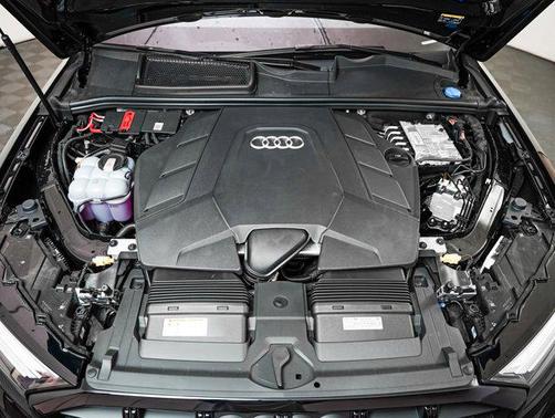 2026 Audi Q7 55 Premium Plus