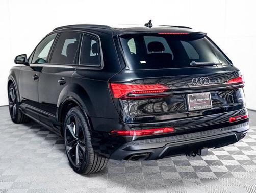 2026 Audi Q7 55 Premium Plus