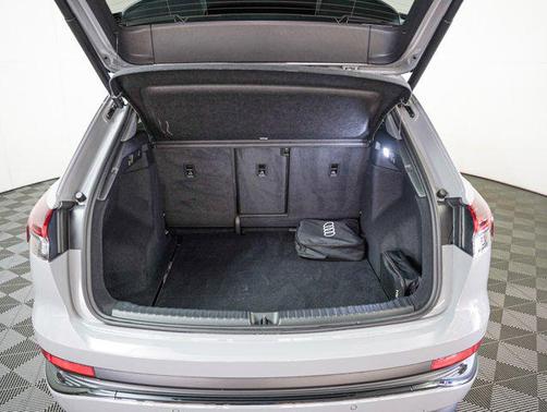 2024 Audi Q4 e-tron Premium 55 quattro