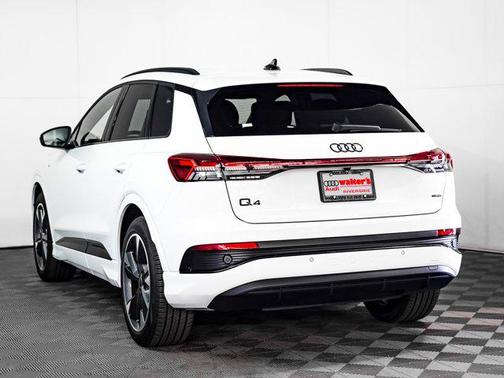 2025 Audi Q4 e-tron Premium Plus 55 quattro