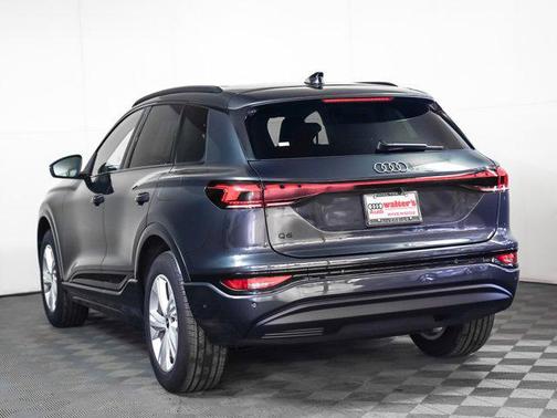 2025 Audi Q6 e-tron Premium Plus