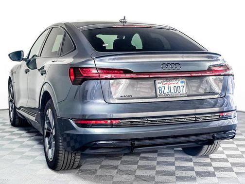2022 Audi e-tron Sportback S line Premium