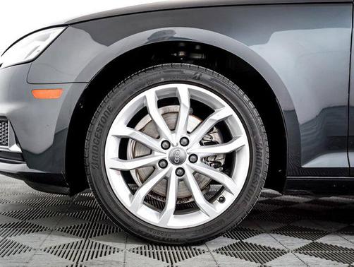 2019 Audi A4 40 Titanium Premium