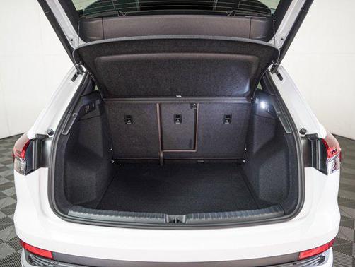 2025 Audi Q4 e-tron Premium 55 quattro