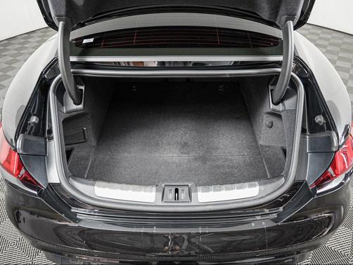 Mythos Black Metallic 2023 Audi e-tron GT Premium Plus quattro