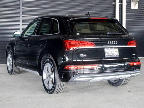 2022 Audi Q5 40 Premium