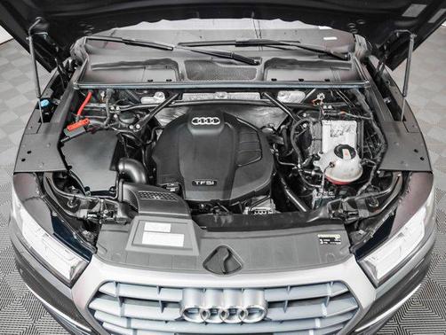 2018 Audi Q5 2.0T Premium Plus