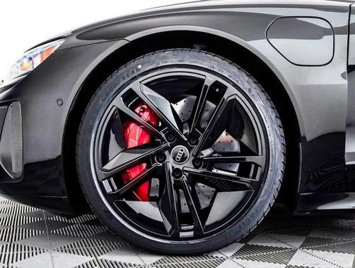 2023 Audi RS e-tron GT quattro