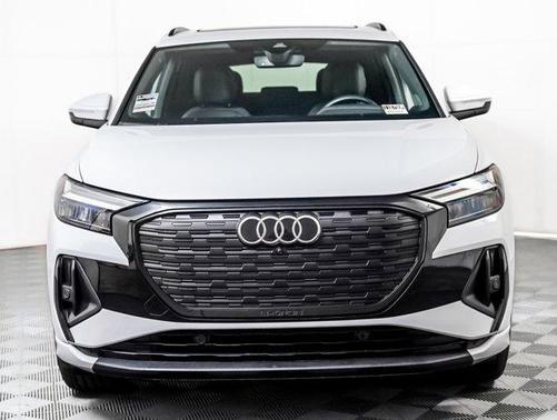 2024 Audi Q4 e-tron Premium Plus 55 quattro