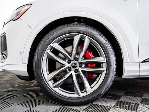 2026 Audi Q7 55 Prestige