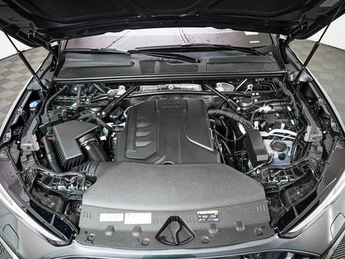 2025 Audi Q5 Premium Plus TFSI quattro S tronic