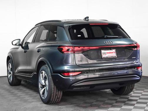 2025 Audi Q6 e-tron Premium Plus quattro