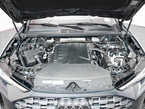 2025 Audi Q5 Premium TFSI quattro S tronic