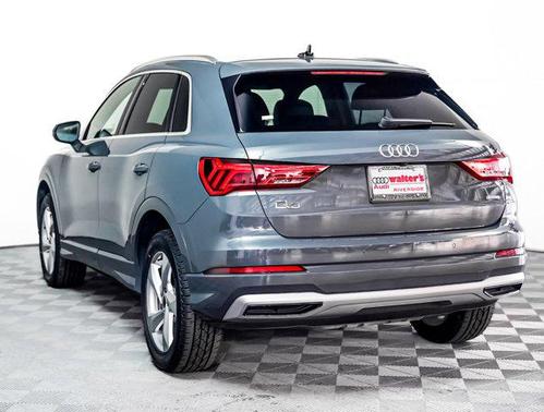 2022 Audi Q3 40 Premium Plus