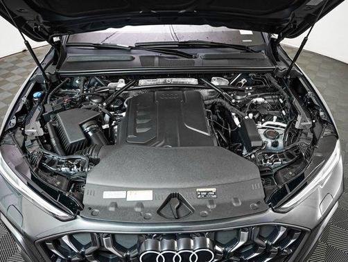 2025 Audi Q5 Premium Plus TFSI quattro S tronic