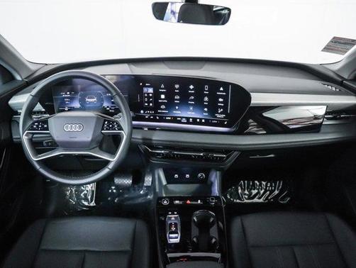 2025 Audi Q6 e-tron Premium quattro