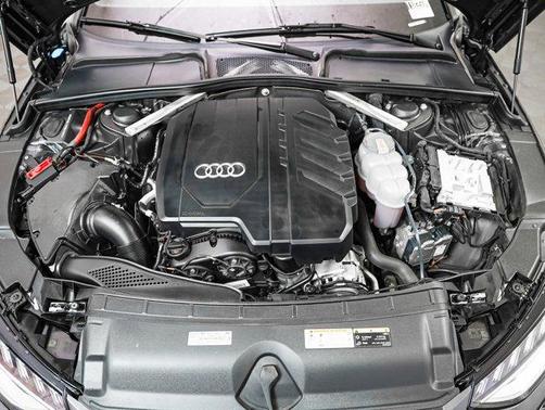 2023 Audi A4 45 S line Premium