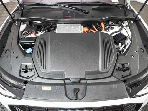 2021 Audi e-tron Premium