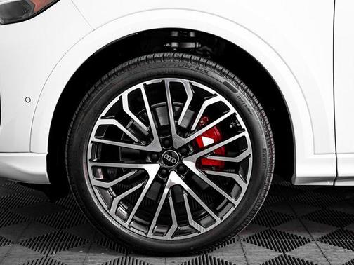 2025 Audi SQ5 3.0T Premium Plus