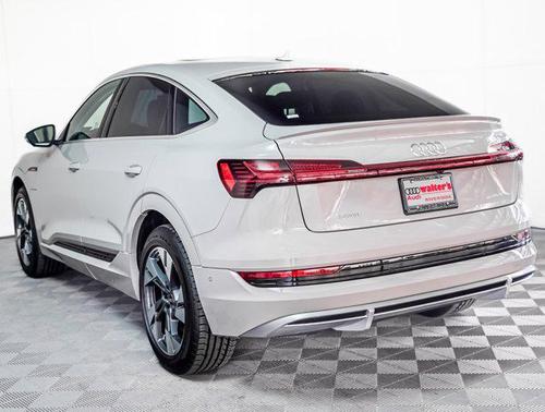 2022 Audi e-tron Sportback S line Prestige
