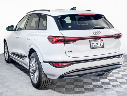 2025 Audi Q6 e-tron Premium
