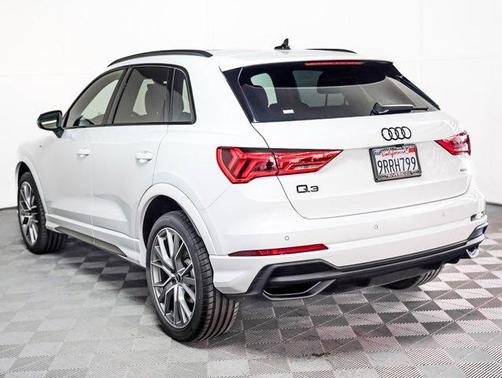 2025 Audi Q3 45 S line Premium Plus