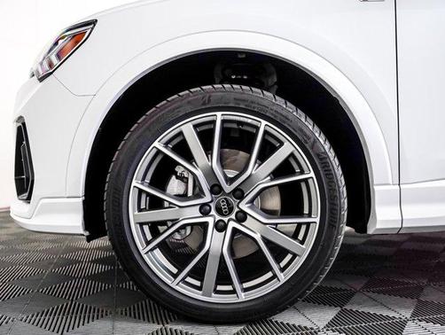 2025 Audi Q3 45 S line Premium Plus
