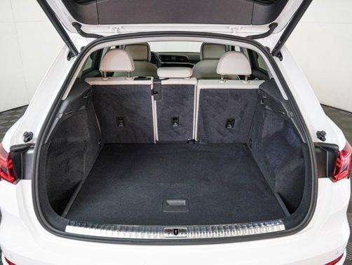 2023 Audi Q3 Premium 45 TFSI S line quattro Tiptronic