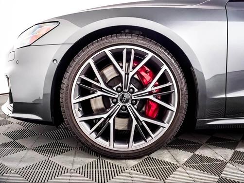 Daytona Gray Pearl Effect 2025 Audi S7 Premium Plus TFSI quattro Tiptronic