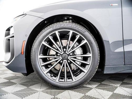 Magnet Gray 2027 Audi A6 e-tron Premium Plus