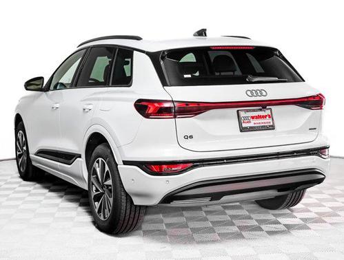 2025 Audi Q6 e-tron Premium quattro
