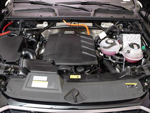 2023 Audi Q5 e 55 S line Premium Plus