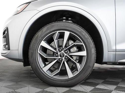 2021 Audi Q5 45 Premium Plus