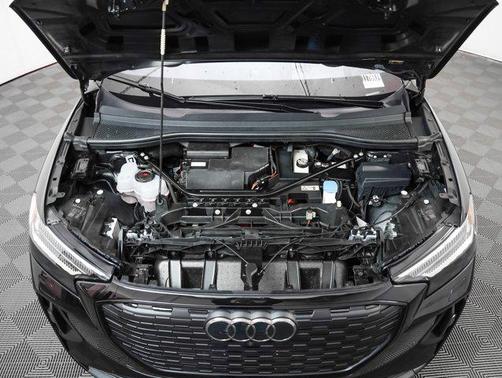 2024 Audi Q4 e-tron Prestige 55 quattro