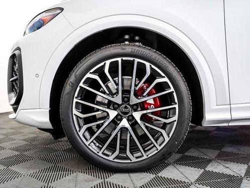 2025 Audi SQ5 3.0T Premium Plus