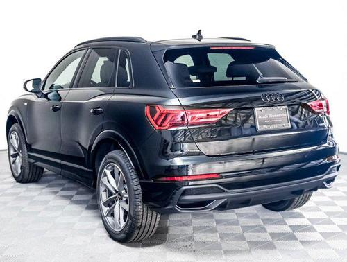 2025 Audi Q3 Premium 45 TFSI S line quattro Tiptronic