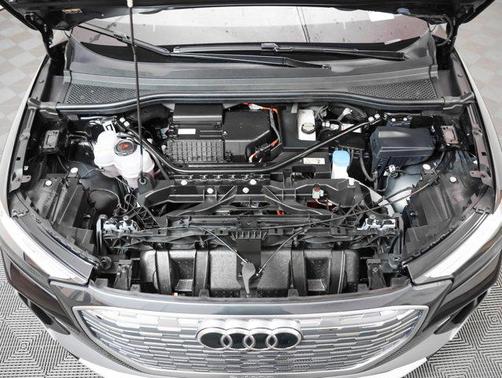 2025 Audi Q4 e-tron Premium 55 quattro