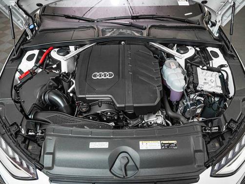 2025 Audi A4 45 S line Premium