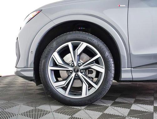 2024 Audi Q4 e-tron Premium Plus 50 quattro