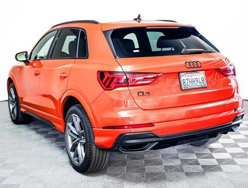 2022 Audi Q3 45 S line Premium