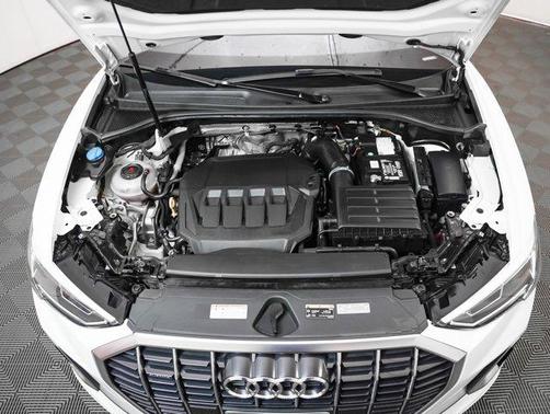 2022 Audi Q3 45 S line Premium Plus