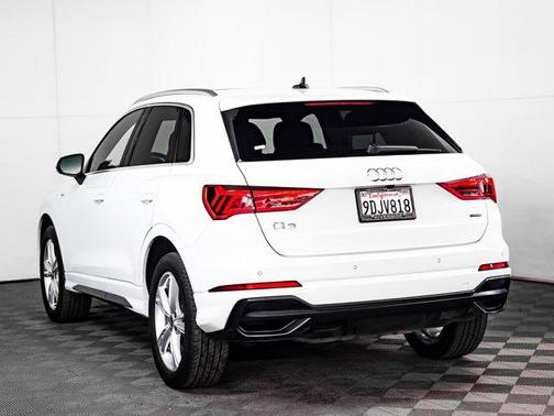 2022 Audi Q3 45 S line Premium Plus