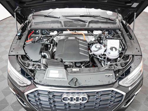 2025 Audi Q5 55 S line Premium Plus