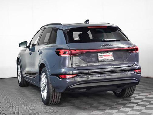 2025 Audi Q6 e-tron Premium Plus