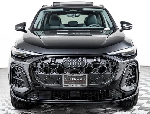 Mythos Black Metallic 2026 Audi Q5 Premium Plus TFSI quattro S tronic