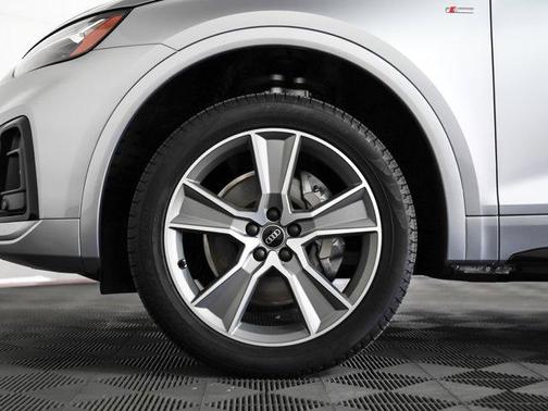 2025 Audi Q5 45 S line Premium