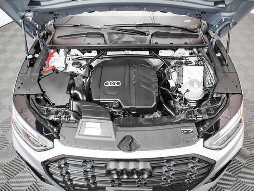 2025 Audi Q5 45 S line Premium