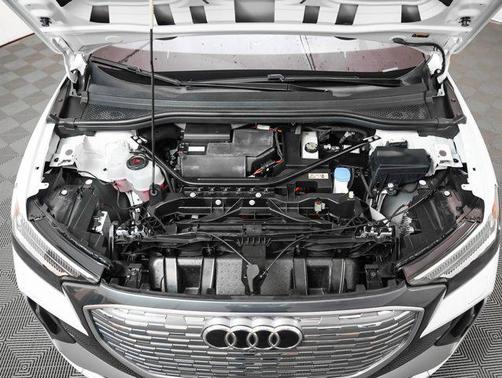 2024 Audi Q4 e-tron Prestige 55 quattro