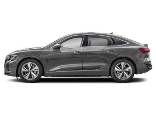 Daytona Gray Pearl Effect 2024 Audi Q8 e-tron Prestige